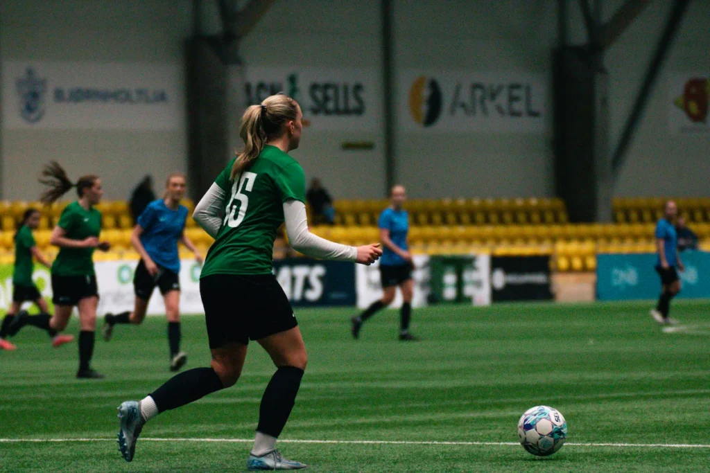 Soccer players serve the ball at the Keystone Sports College Soccer Showcase